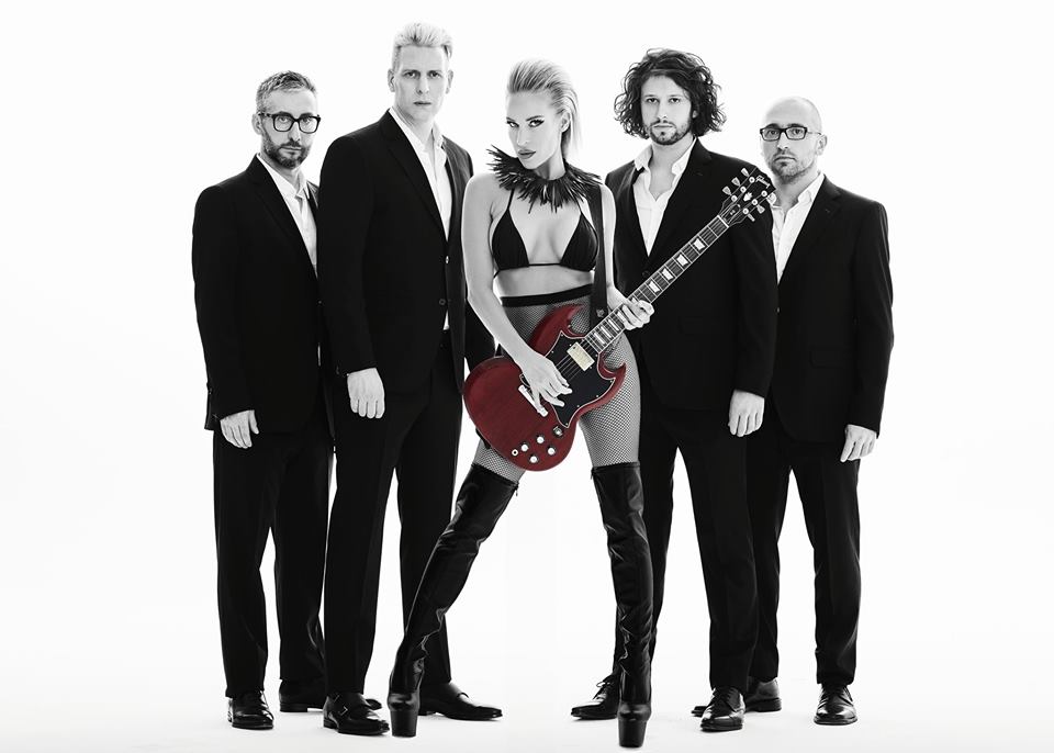 Anna & The Barbies, Balatonlelle, Augusztus 9. 20:00