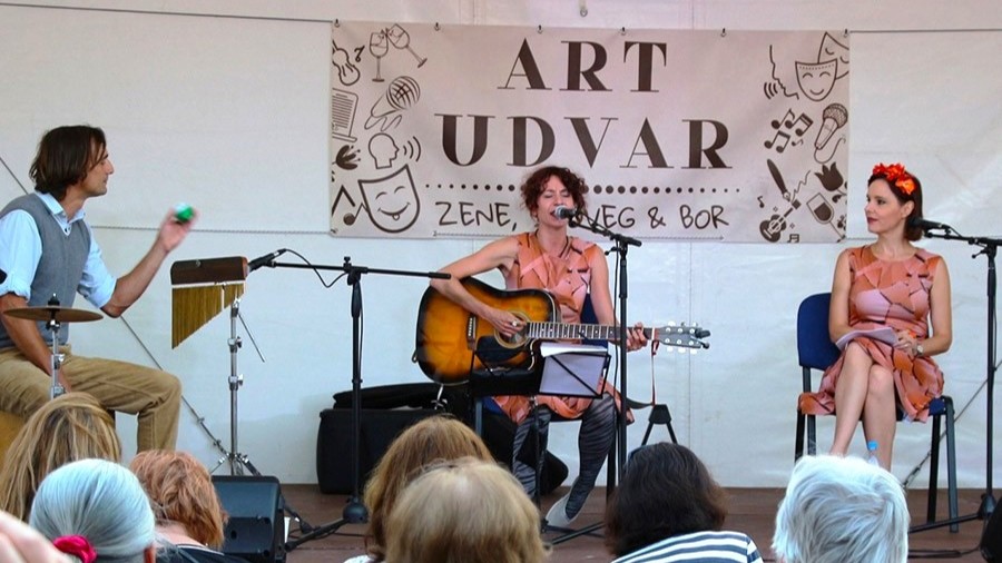 Art Udvar Gyenesdiás